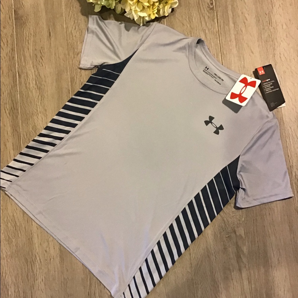NEW! Under Armour Short Sleeve Tee(XL)